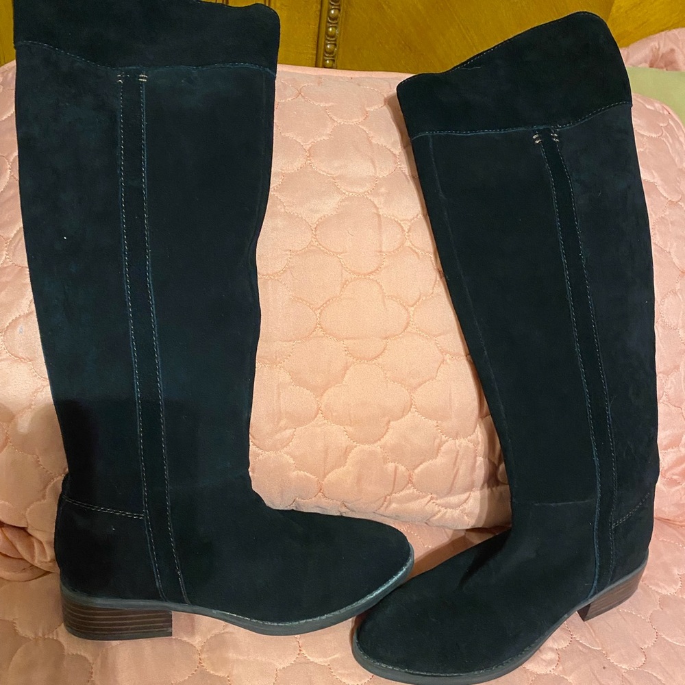 Sole Bound by Baretraps Sz 7M Black Boot EUC😊😊